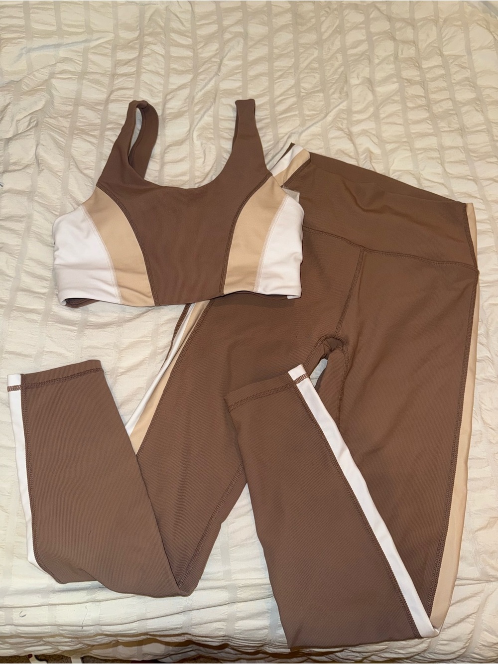 Women's Brown Colorblock High-Waist Leggings & Sports Bra Set